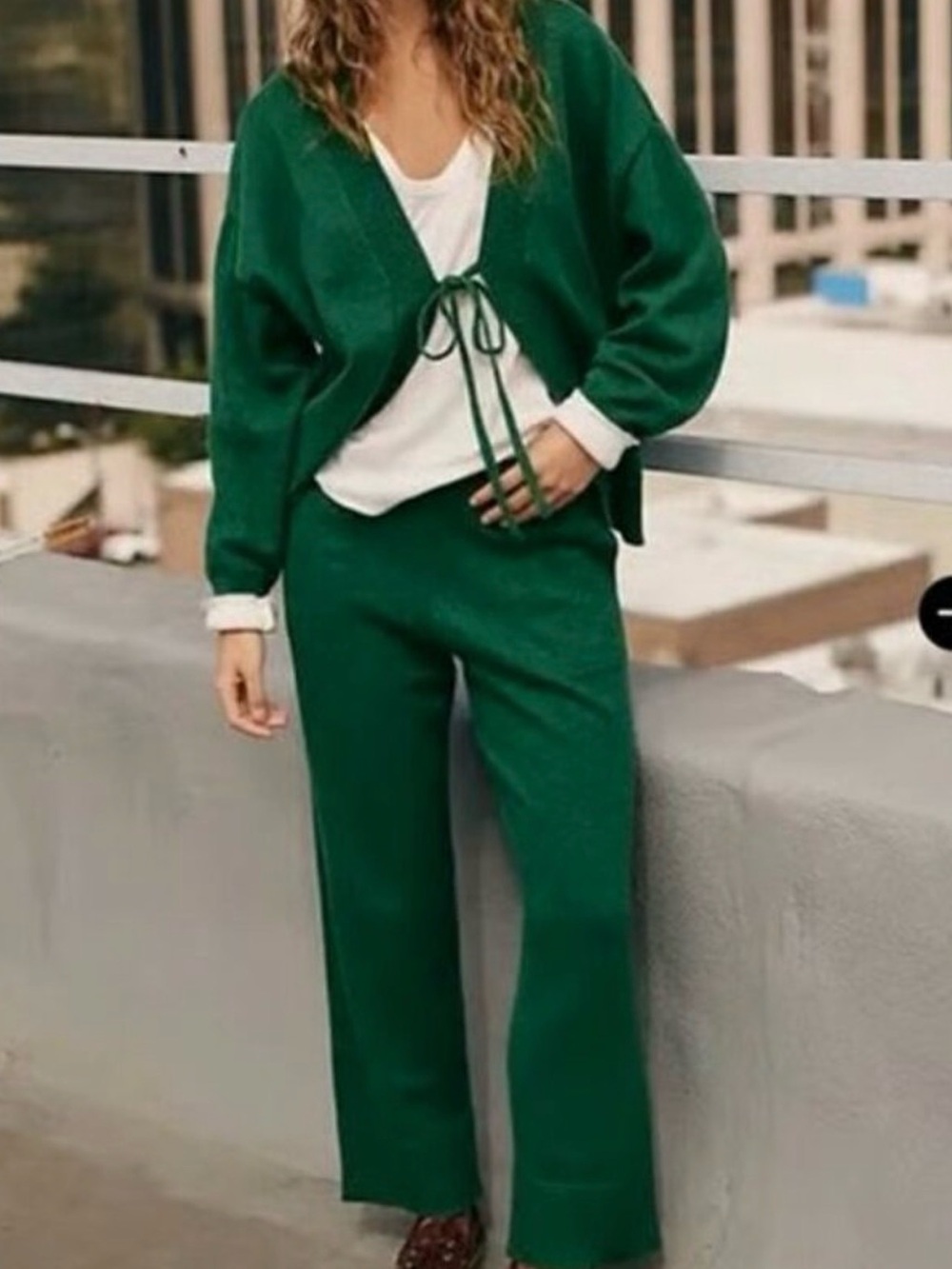 2PIECE SET
FP Movement by Free People Emerald Green Crewneck Tie-Front Cardigan